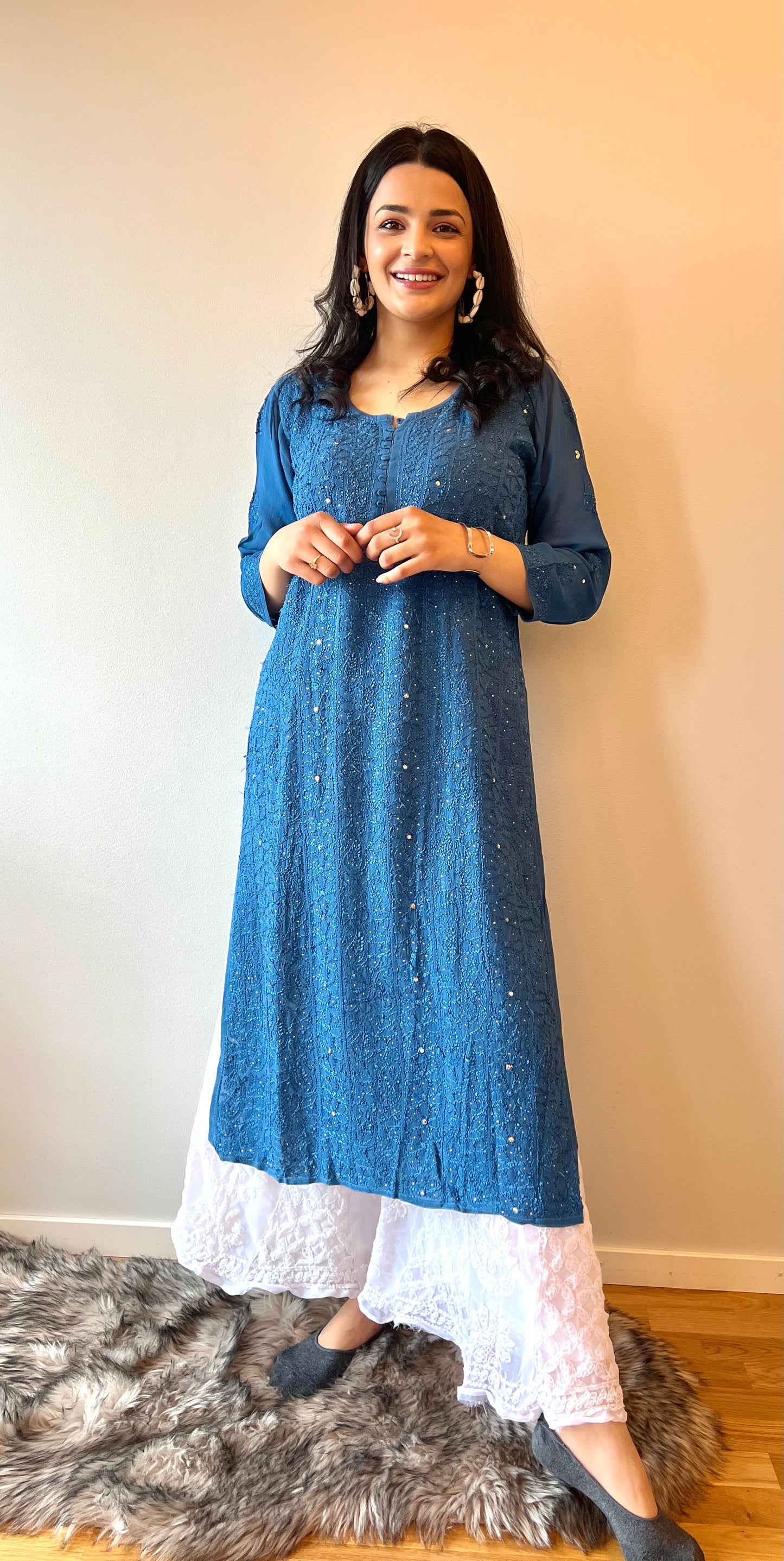 Silken Elegance - Viscose Georgette Resham Jaal Chikankari Kurti with Mukaish