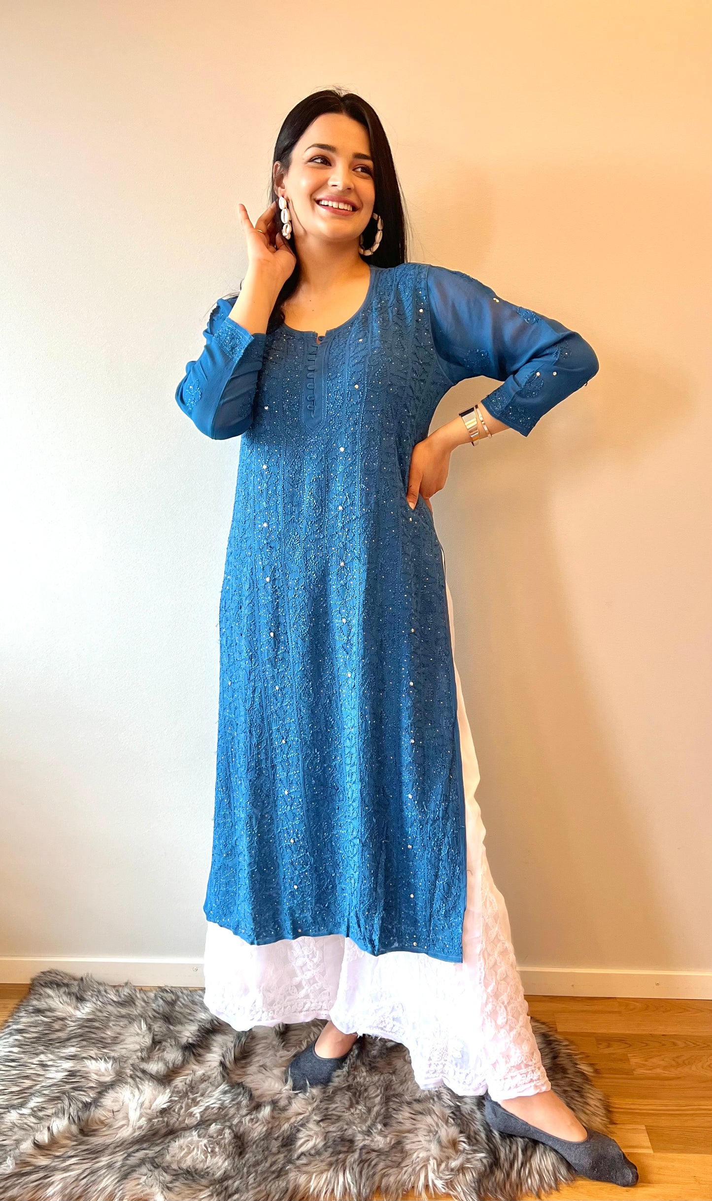 Silken Elegance - Viscose Georgette Resham Jaal Chikankari Kurti with Mukaish