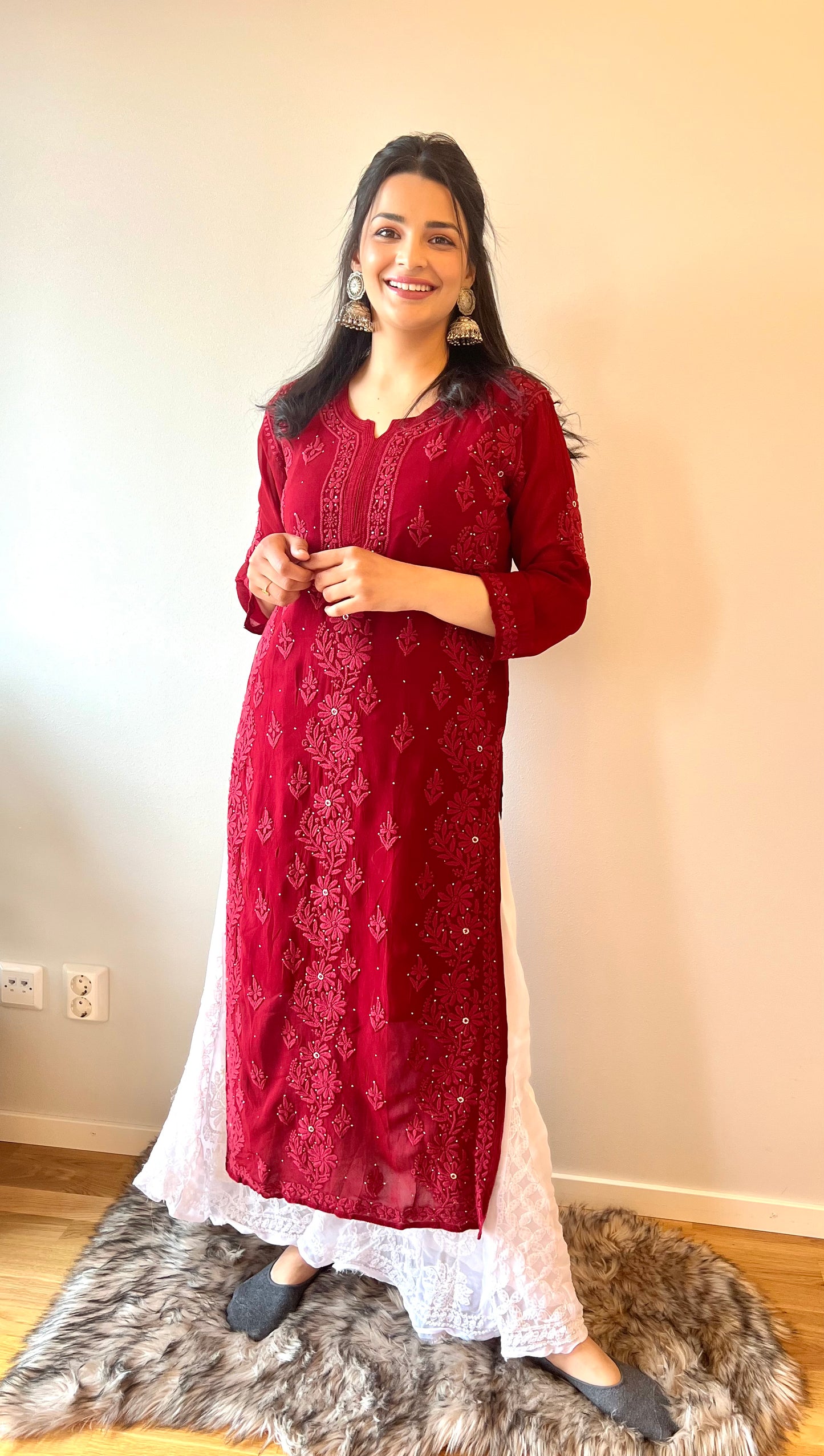 Royal Lace - Viscose Georgette Chikankari Kurti